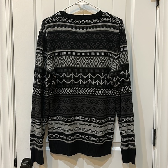 American Rag Patterned Sweater - Picture 5 of 5